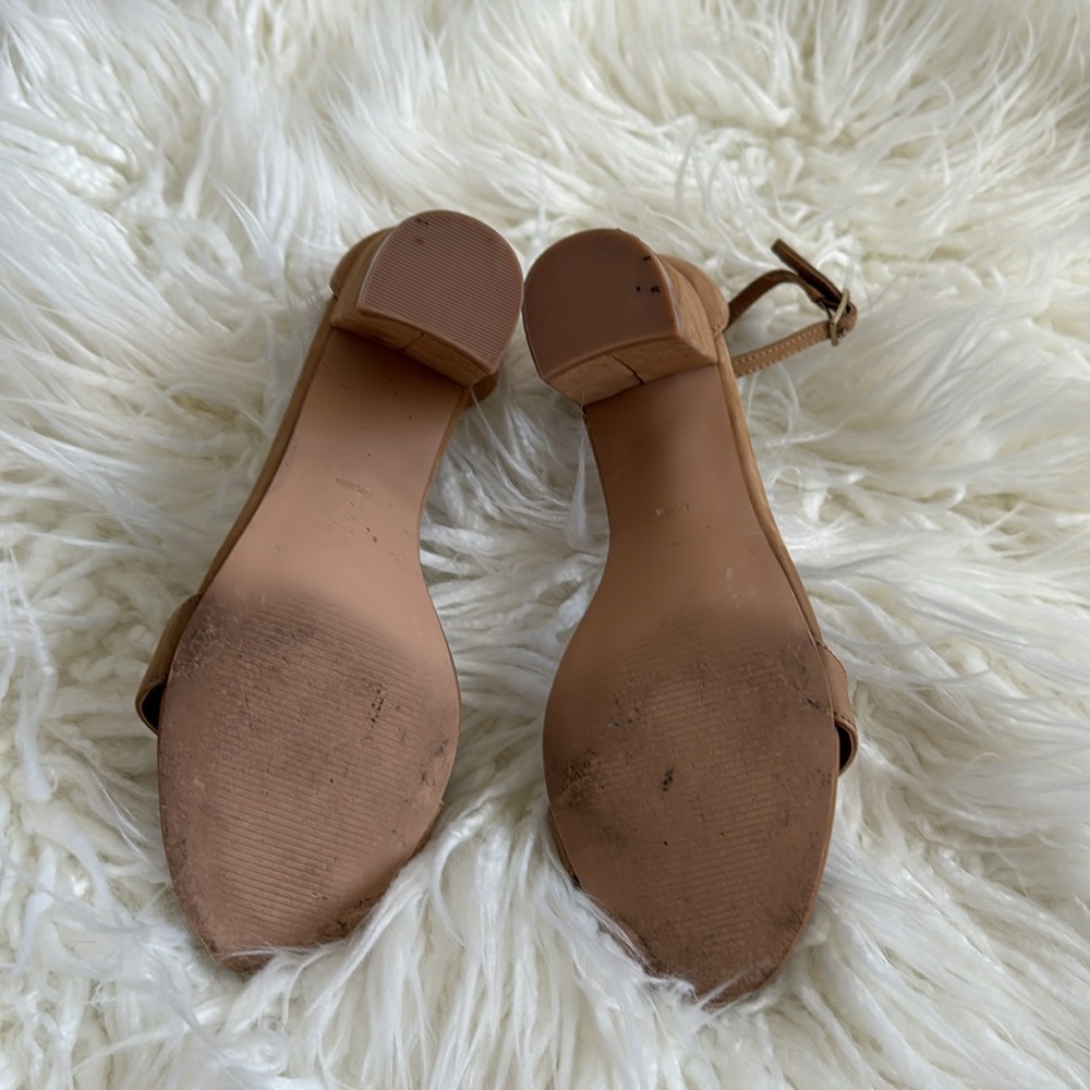 Steve Madden Sandal - Picture 4 of 8